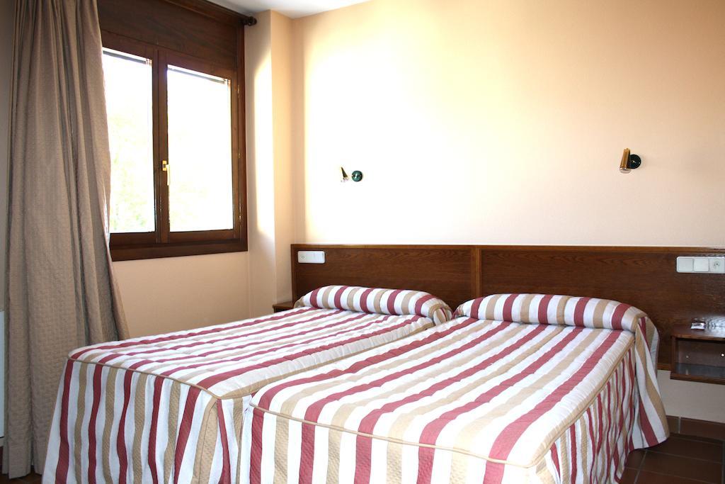 Apart-Hotel Selva Nevada La Virgen de la Vega Екстериор снимка